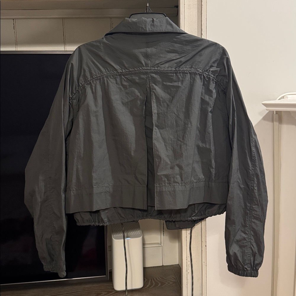 Athleta Windbreaker - Picture 6 of 7